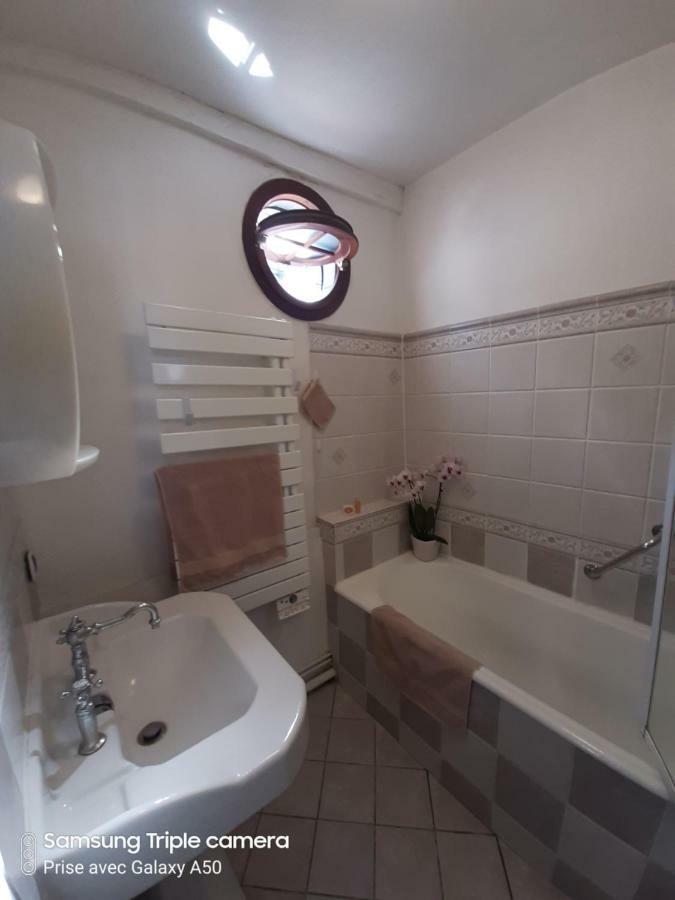 Ancre Marine Apartamento Honfleur Exterior foto